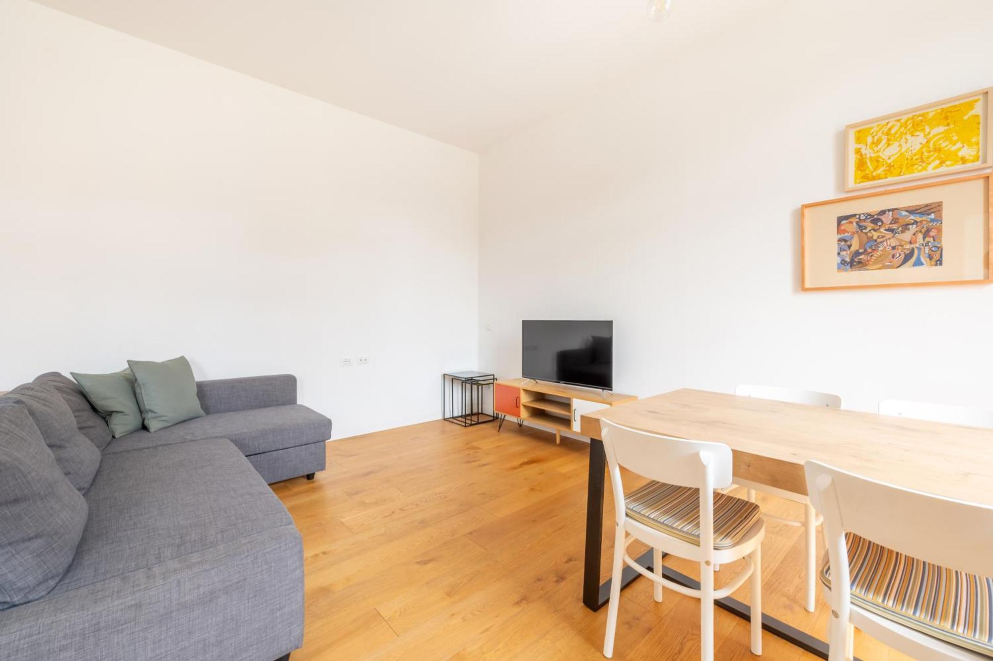 Milano Isola - Bright 2-Room Apartment With Balcony Экстерьер фото